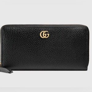 Gucci Black Leather Wallet with small GG gold hardware